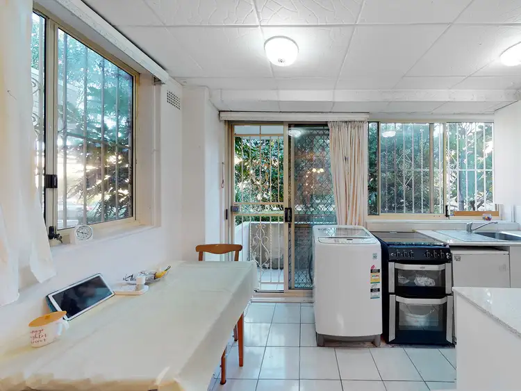 Fourth view of Homely apartment listing, 2/33 Brittain Crescent, Hillsdale NSW 2036