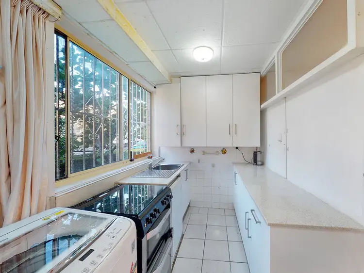 Fifth view of Homely apartment listing, 2/33 Brittain Crescent, Hillsdale NSW 2036