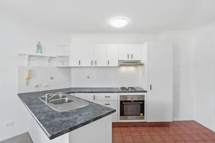 Fifth view of Homely unit listing, 22/10-12 Bath Street, Labrador QLD 4215