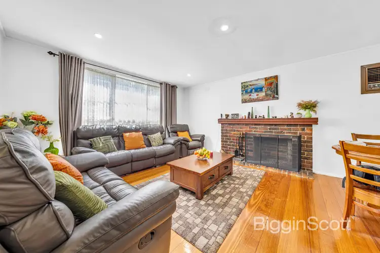 Second view of Homely house listing, 7 Wooral Court, Notting Hill VIC 3168