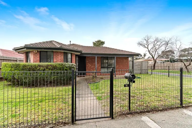 Main view of Homely house listing, 5 Sherbourne Drive, Carrum Downs VIC 3201
