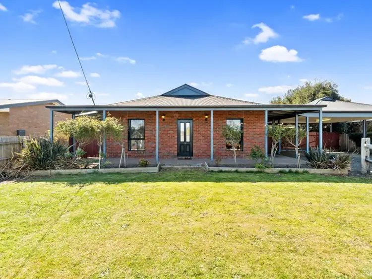 33 Morison Street, Maffra VIC 3860