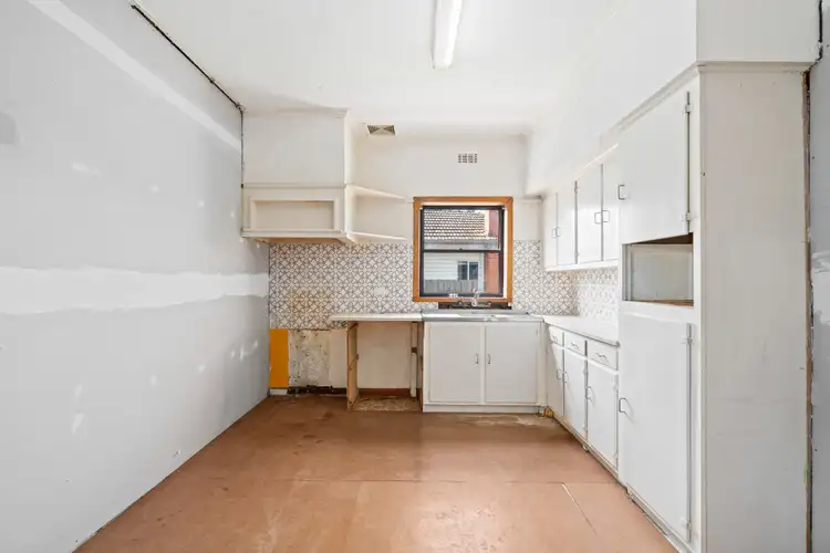 Fifth view of Homely house listing, 1 Simpson Street, Sale VIC 3850