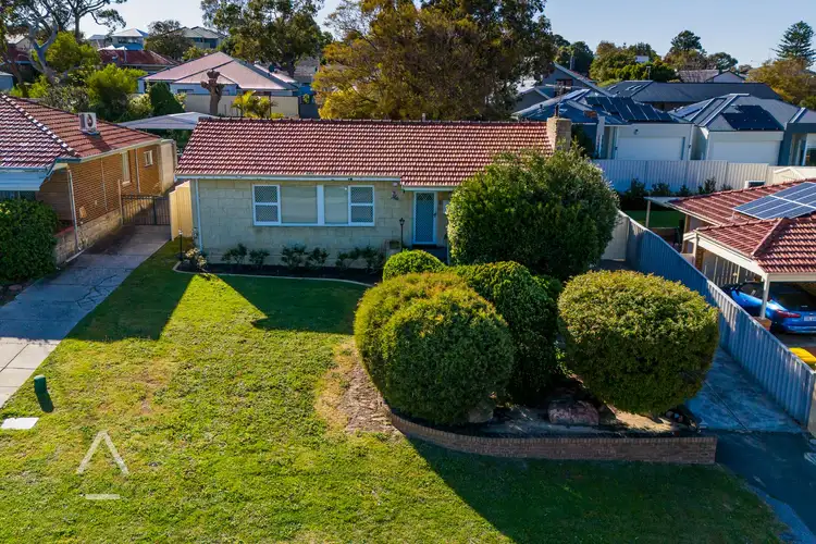 9 Maddox Crescent, Melville WA 6156