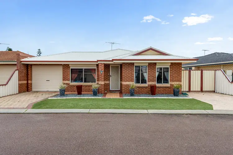 8/5 Sainte Maxime Avenue, Port Kennedy WA 6172