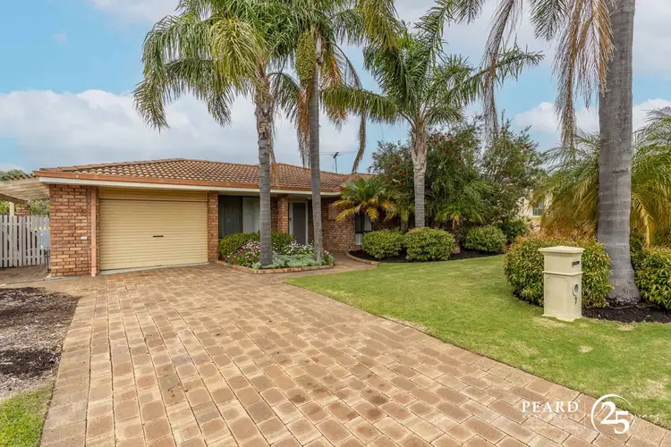 7 Woodlupine Rise, Woodvale WA 6026