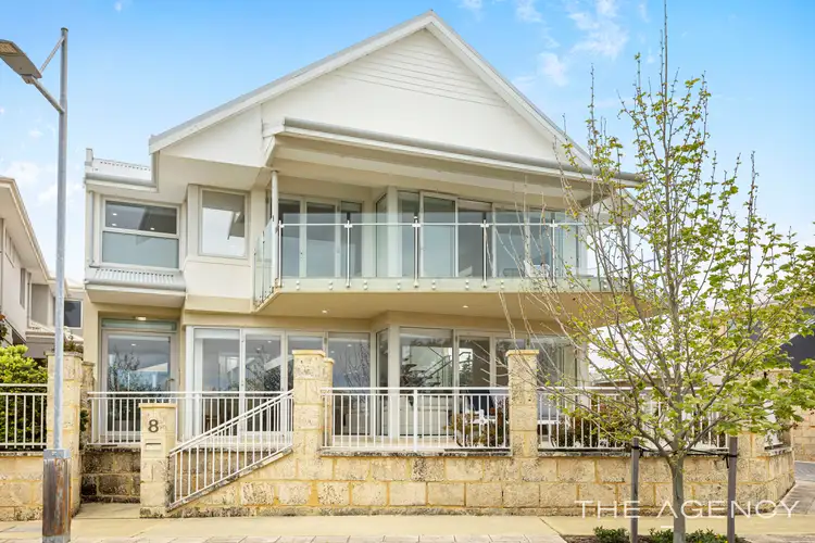 8 Oahu Gardens, Hillarys WA 6025
