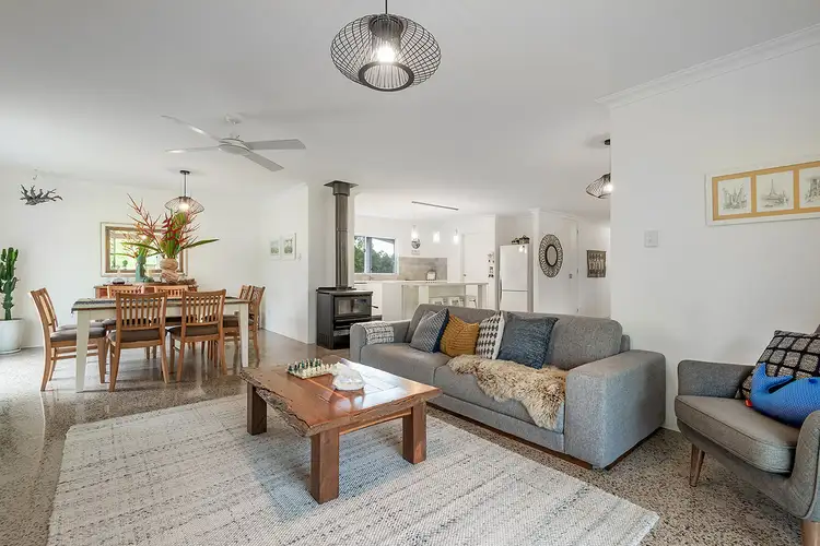 5 Illoura Place