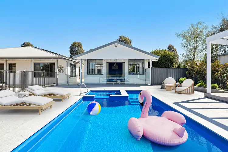 9 Evelyn Drive, Sale VIC 3850