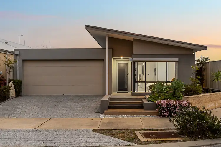 30 Calooli Grove, Golden Bay WA 6174