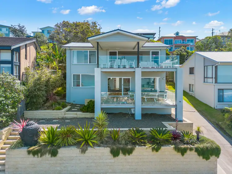 16 Beach Road, Mollymook Beach NSW 2539