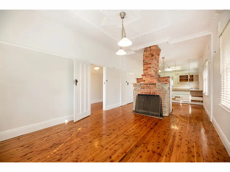 Sixth view of Homely house listing, 201 Andrews Street, East Albury NSW 2640