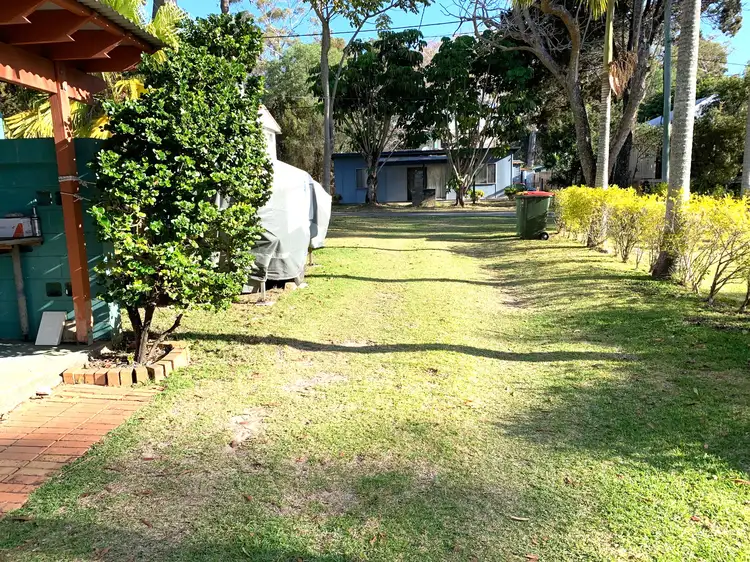 Fourth view of Homely house listing, 4 Ooyan Street, Coochiemudlo Island QLD 4184