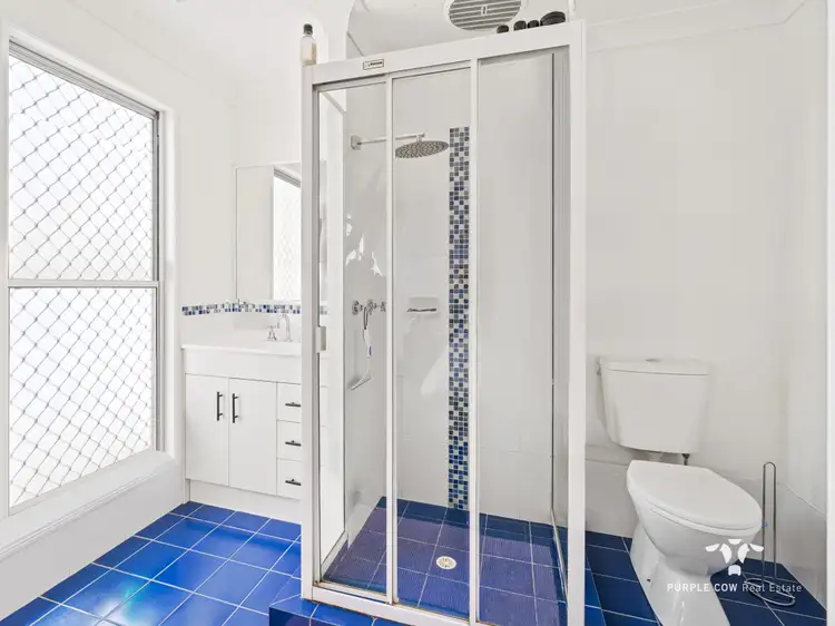 Sixth view of Homely house listing, 10 Elmwood Circuit, Springfield Lakes QLD 4300