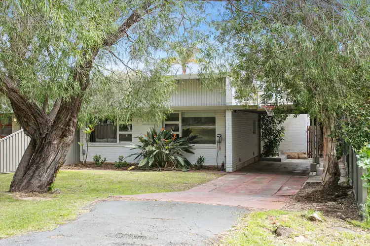 81A Glenelg Avenue