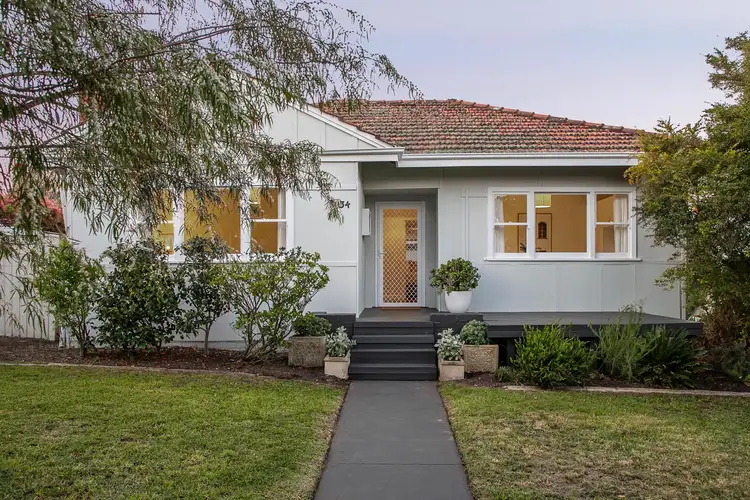 34 Chadwick Street, Hilton WA 6163