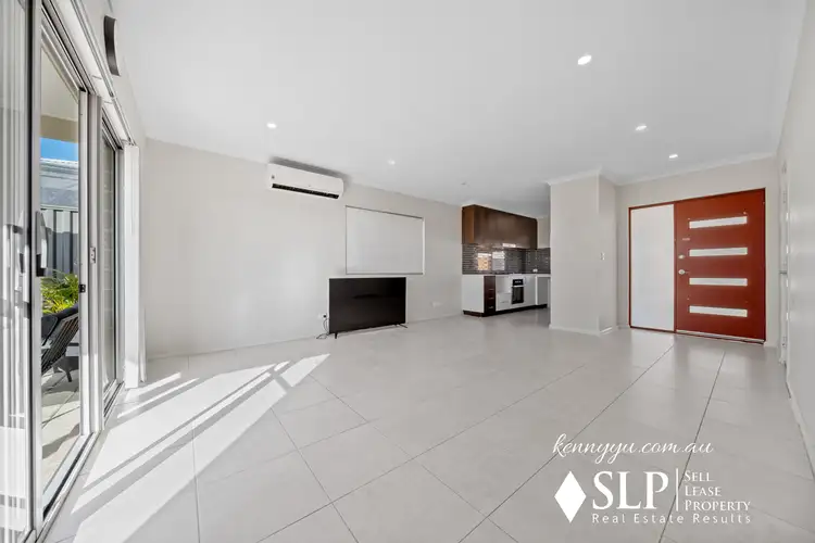 Fifth view of Homely house listing, 32 Emily Loop, Madeley WA 6065