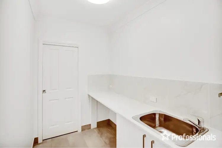 Third view of Homely villa listing, 1/6 Derna Place, Ashmont NSW 2650