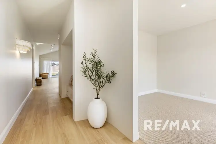 Second view of Homely house listing, 38 Valencia Drive, Gobbagombalin NSW 2650