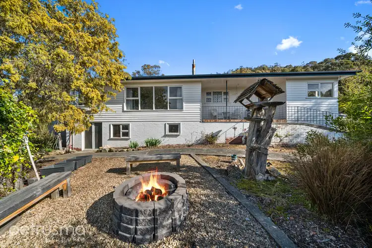 10 Valley Road, Collinsvale TAS 7012