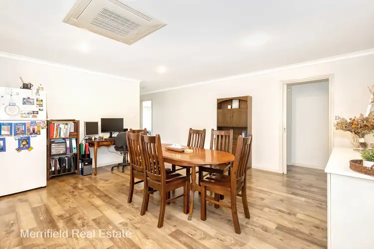 Fifth view of Homely house listing, 4 Julia Lane, Yakamia WA 6330