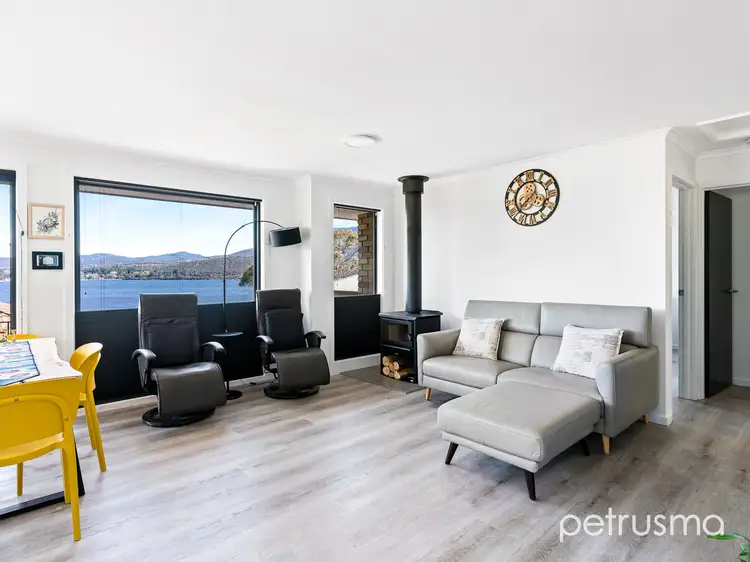 Main view of Homely house listing, 1/158 Derwent Avenue, Lindisfarne TAS 7015