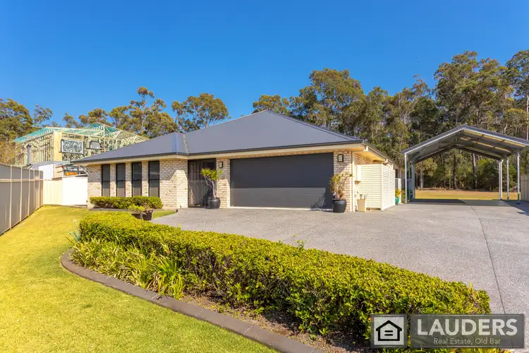 8 Kadungle Close, Wallabi Point NSW 2430