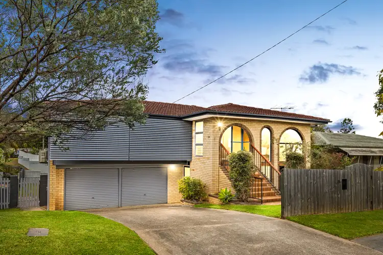 25 Ansford Street, Stafford Heights QLD 4053