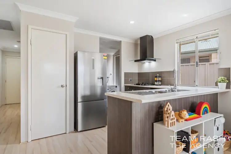 Seventh view of Homely house listing, 26 Panozza Circle, Maddington WA 6109