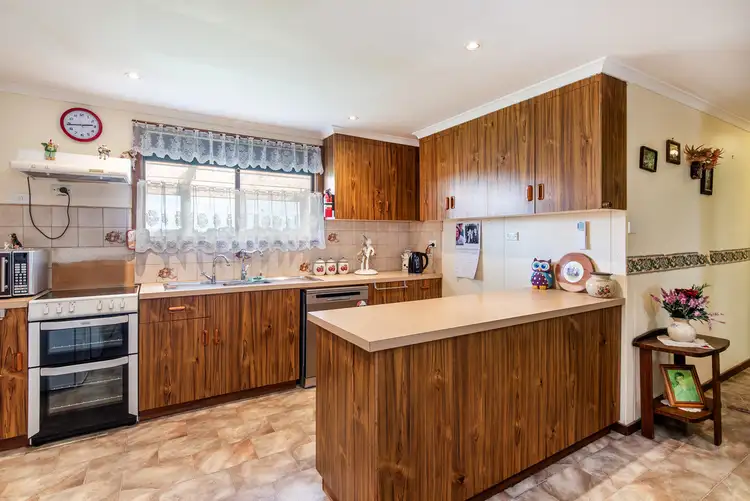 Third view of Homely rural property listing, 90 Fyfe Street, Hamilton VIC 3300