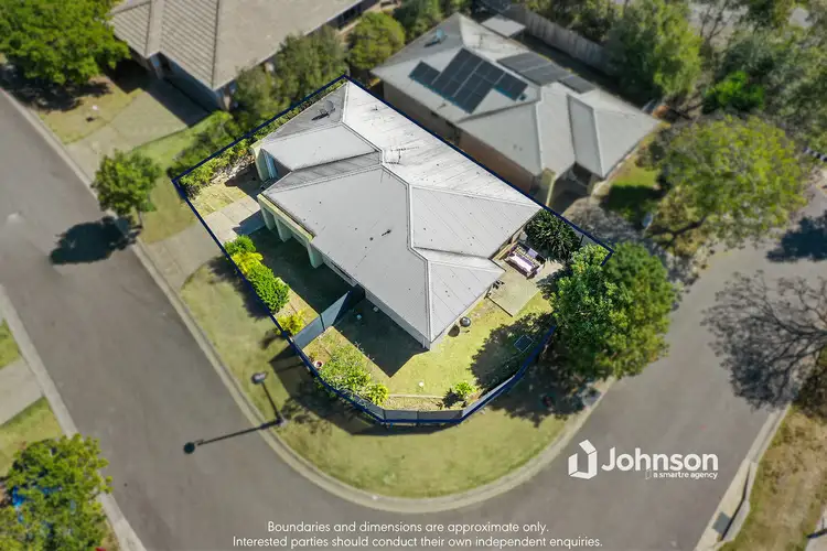 Second view of Homely semi-detached listing, 2/12 Somerset Terrace, Holmview QLD 4207