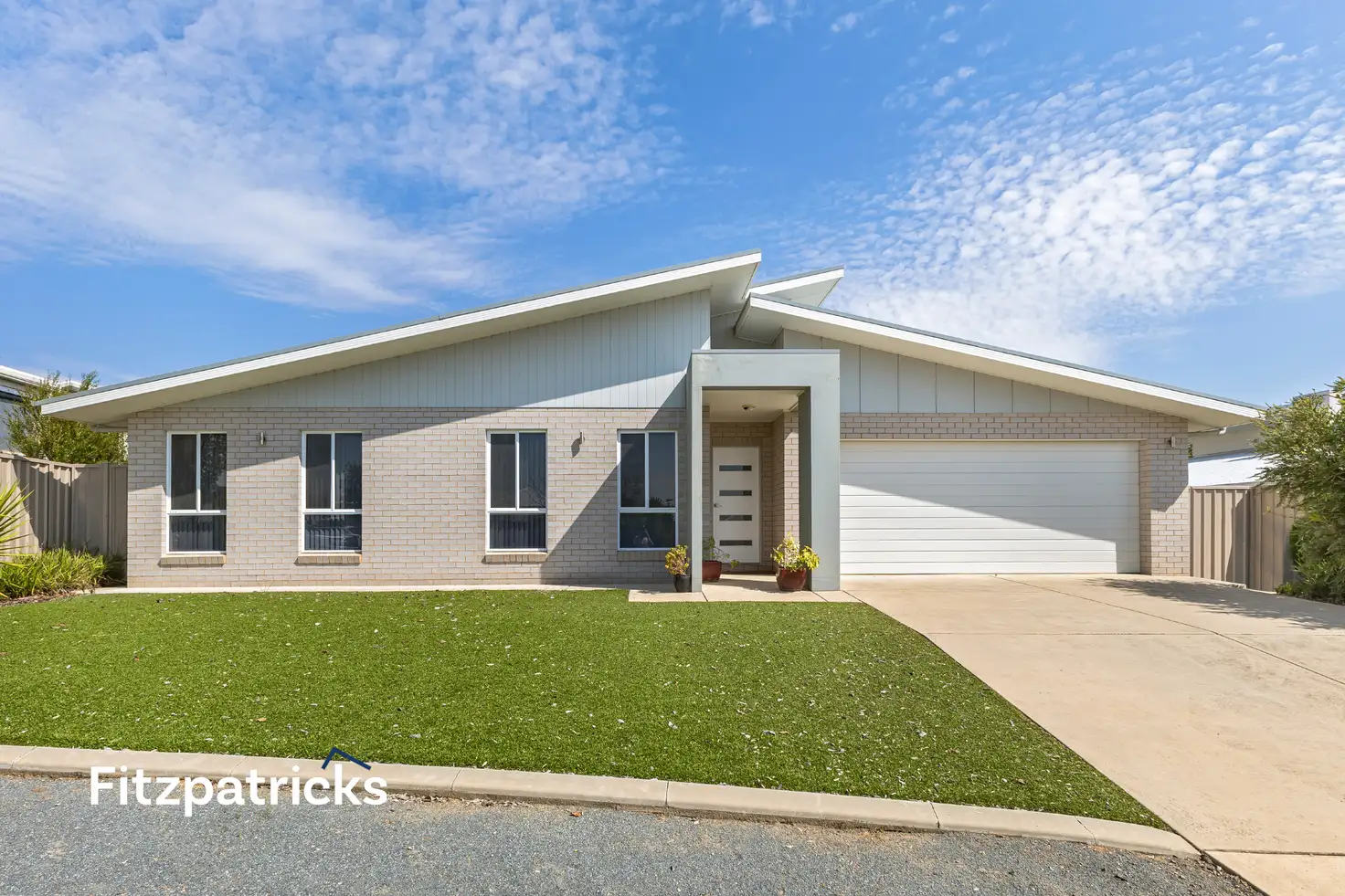 Main view of Homely house listing, 2 Park Place, Lloyd NSW 2650