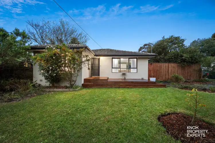 22 Laura Road, Knoxfield VIC 3180