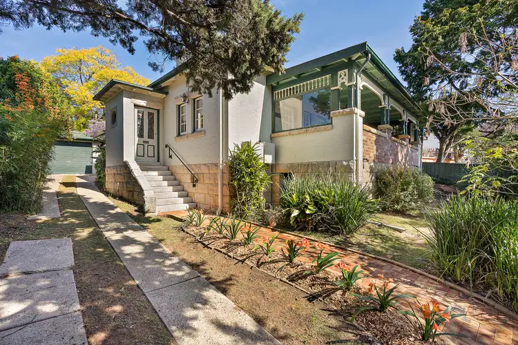 11 Homedale Street, Springwood NSW 2777