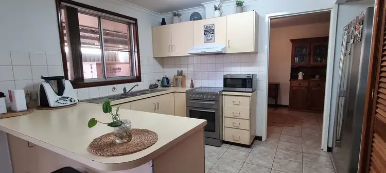 Seventh view of Homely house listing, 8 Braeside Drive, Newman WA 6753