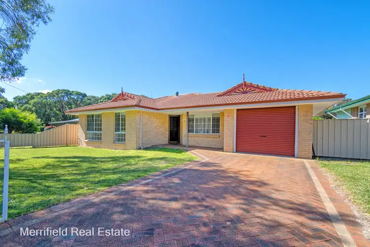 205 Bay View Drive, Little Grove WA 6330