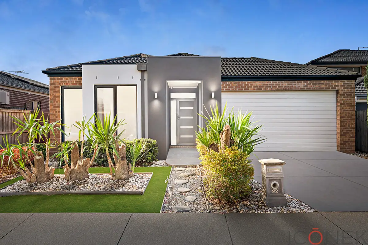 Main view of Homely house listing, 92 Elizabeth Drive, Lalor VIC 3075