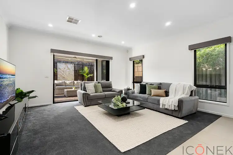 Fifth view of Homely house listing, 92 Elizabeth Drive, Lalor VIC 3075