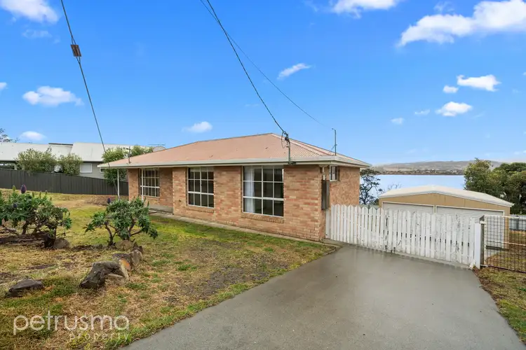 41 Esplanade, Midway Point TAS 7171