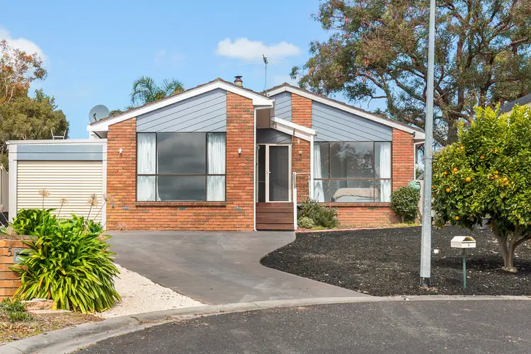 6 Cherbourg Court, Frankston VIC 3199