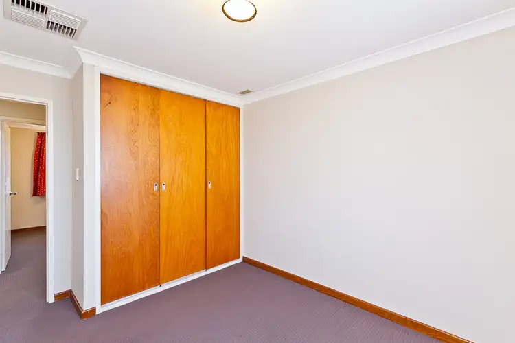 Seventh view of Homely semi-detached listing, 2 Cassard Court, Ferndale WA 6148