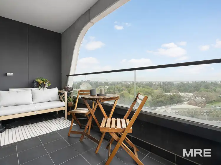 1707/38 Albert Road, South Melbourne VIC 3205