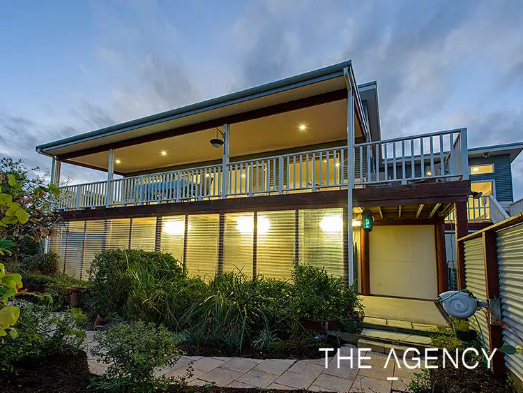 Second view of Homely house listing, 6 Nyola Place, Peppermint Grove Beach WA 6271