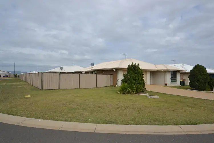 8 Belltrees Avenue, Gracemere QLD 4702