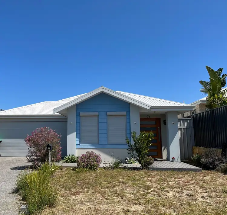 31 Azolla Street, Banksia Grove WA 6031