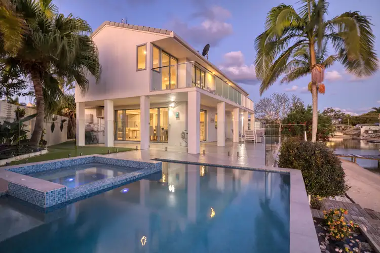 14 Bahia Court, Broadbeach Waters QLD 4218