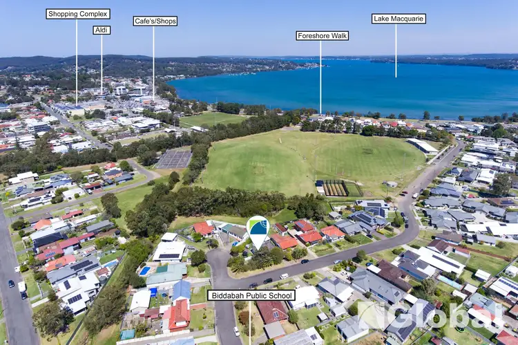 2 Seaman Avenue, Warners Bay NSW 2282