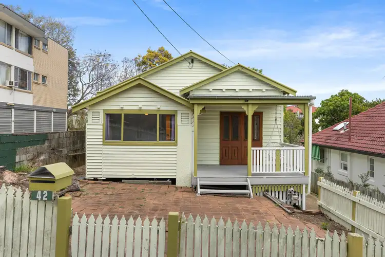 42 Goldsbrough Road, Taringa QLD 4068