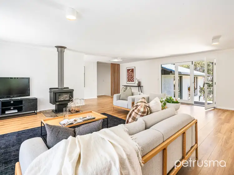 37 Hiern Road, Blackmans Bay TAS 7052