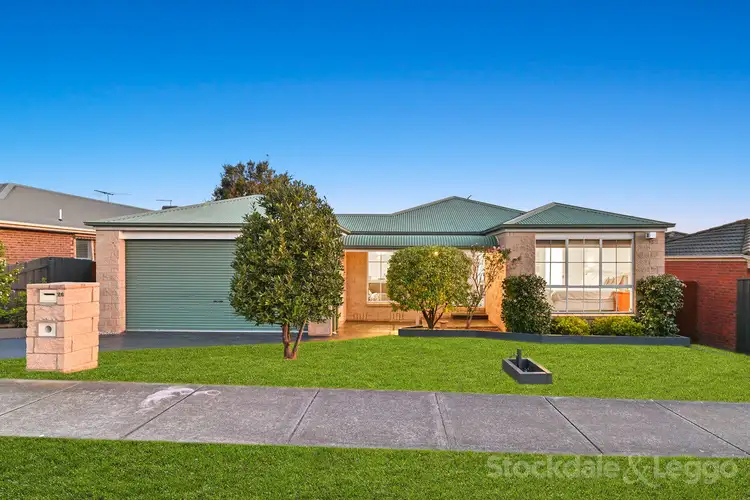26 Earlsfield Drive, Berwick VIC 3806